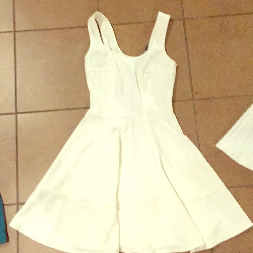 XS white adorable dress